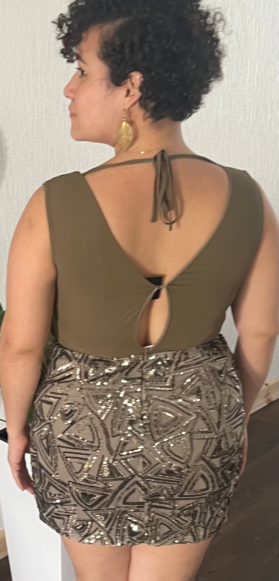 CROSSOVER BODY SEQUIN DRESS
