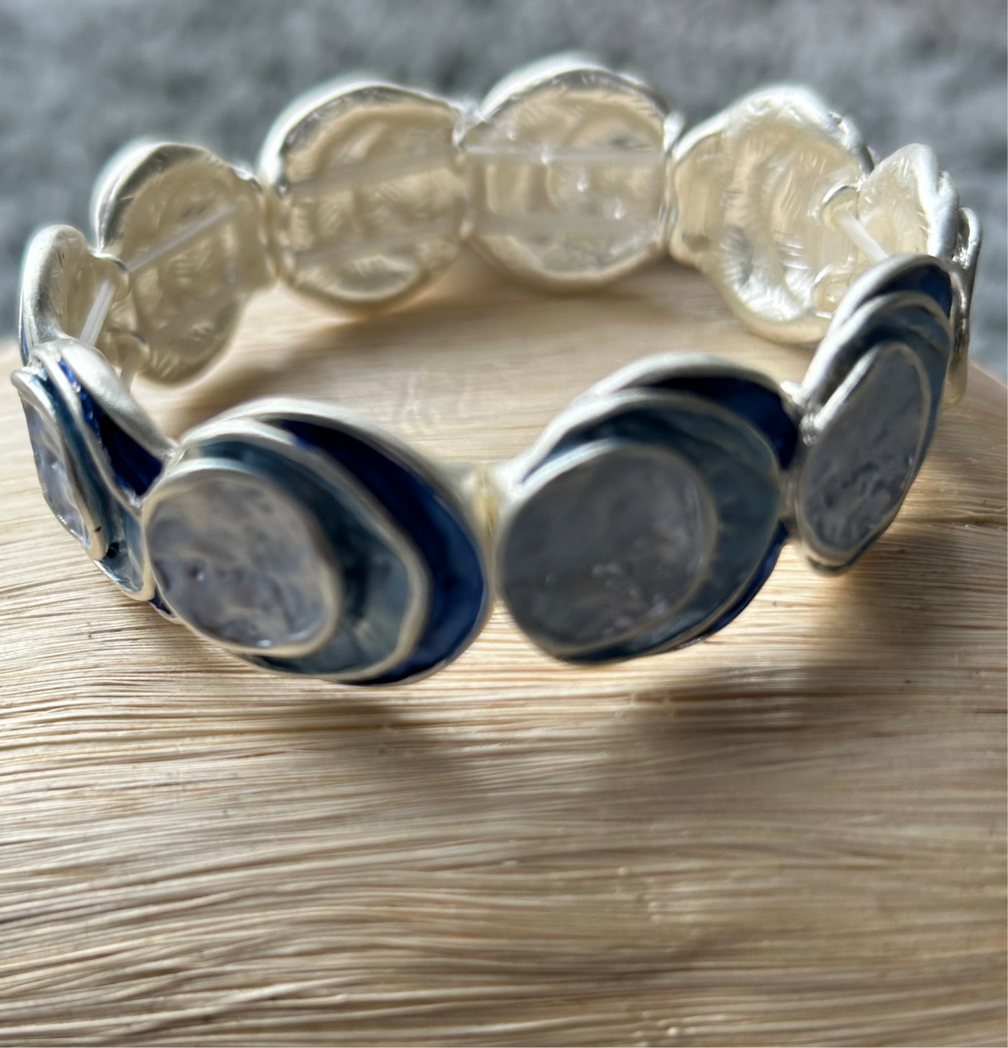 artistic stretch bracelet