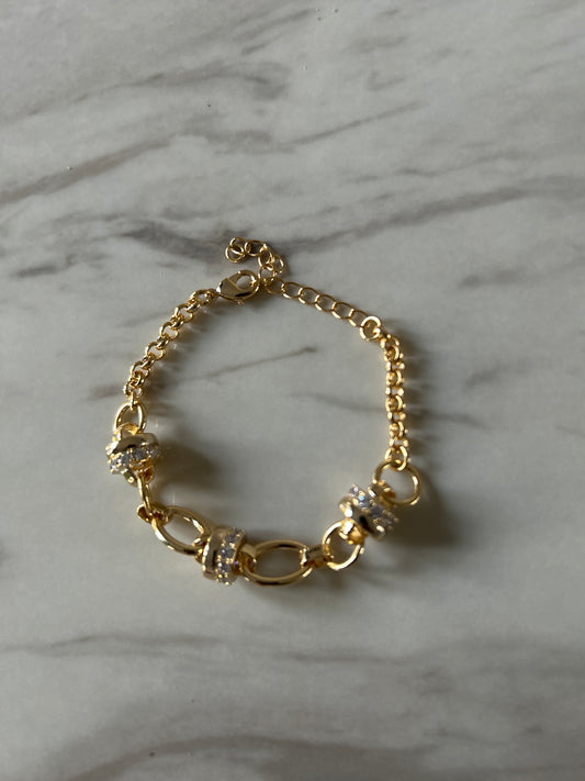 Beautiful Gold plated bracelet with diamond design