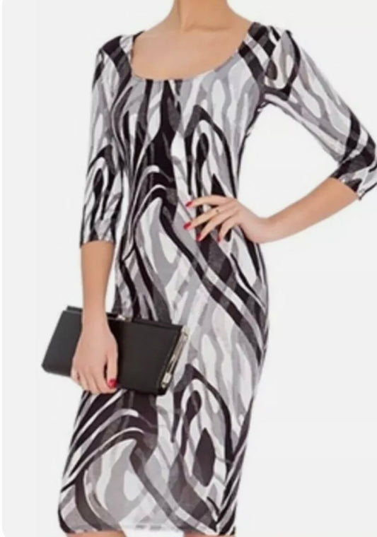 Abstract  print quarter sleeved midi dress
